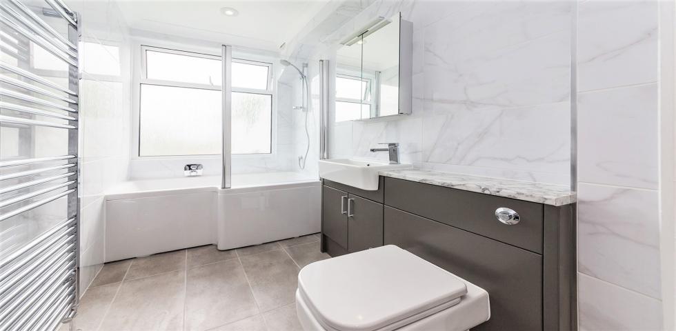 			1 Bedroom, 1 bath, 1 reception Flat			 Belsize Park Gardens, BELSIZE PARK